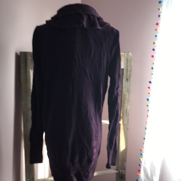 Purple button up Ladies sweater no tag but I would say medium/large - Picture 6 of 6